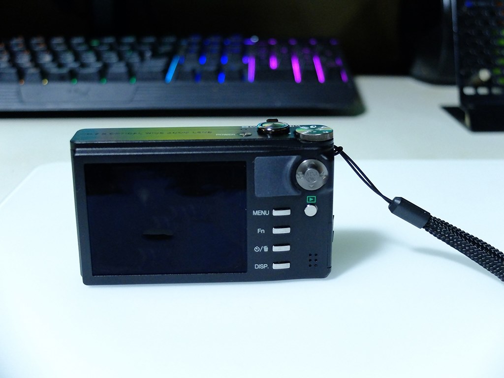 ∠(^_^) 物凄い年代物カメラCX2発見でGetした。』 リコー CX2