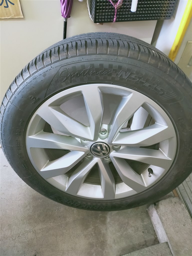 5年くらい使用のタイヤ』 NANKANG [1本] NS-25 215/55R17 94V バニラ