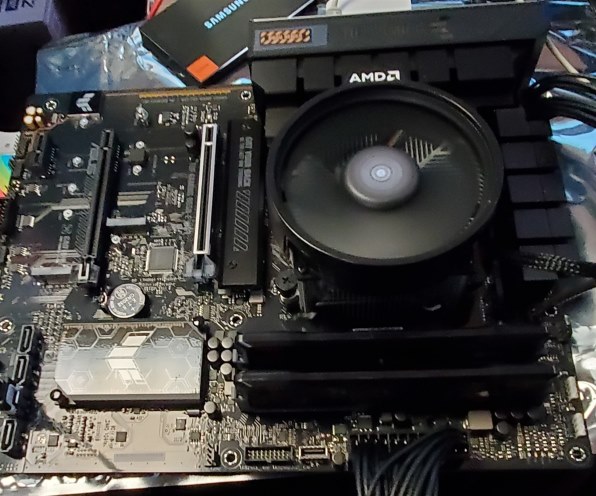 AMD Ryzen 7 8700G BOX投稿画像・動画 - 価格.com