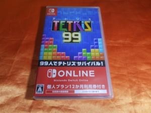 ゲーム自体は無料で遊べるので、コレクターの記念購入商品として