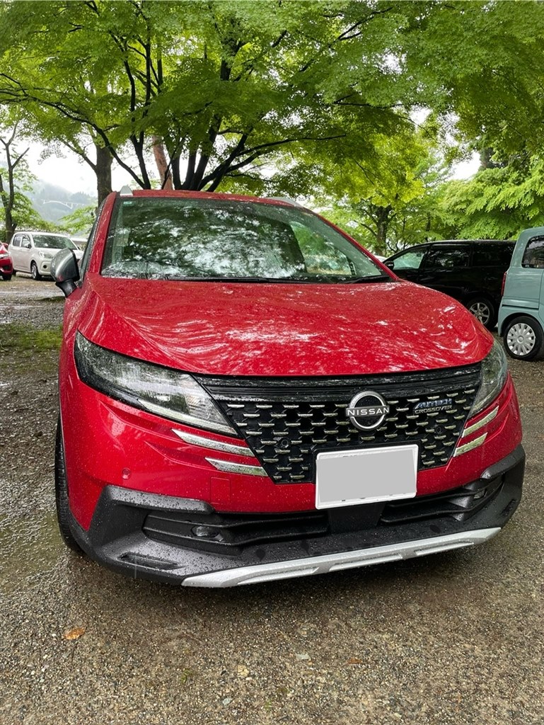 日産 ノート 赤 先進性と未熟さの融合』 日産 ノート e-POWER 2020年モデル 手羽