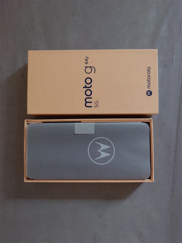 良いかな？』 MOTOROLA moto g64y 5G ワイモバイル [シルバーブルー