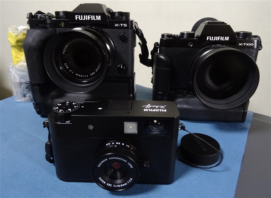 FUJIFILM X Half X-HF1 ブラック　テスト撮影のみ使用 富士フイルム「X half」レビュー！ フィルムの撮影体験を再現