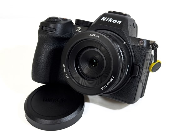 NIKKOR Z 26mm f/2.8 レンズ　美品 ニコン、Zレンズ「NIKKOR Z 26mm f/2.8」「NIKKOR Z 85mm f/1.2
