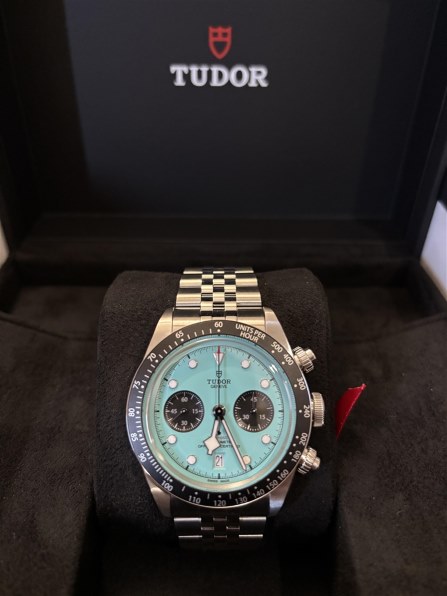 チューダー ブラックベイ クロノターコイズ ジェネリックパーツ