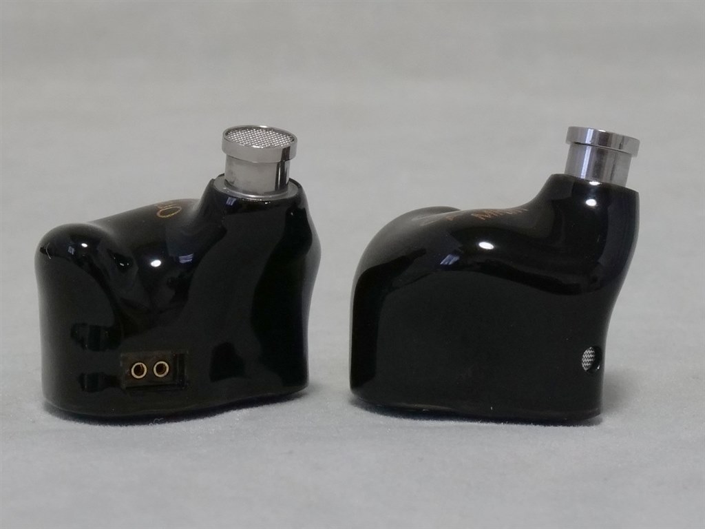 10万円前後と高価ながら豪華仕様で完成度が高くコスパ感良好