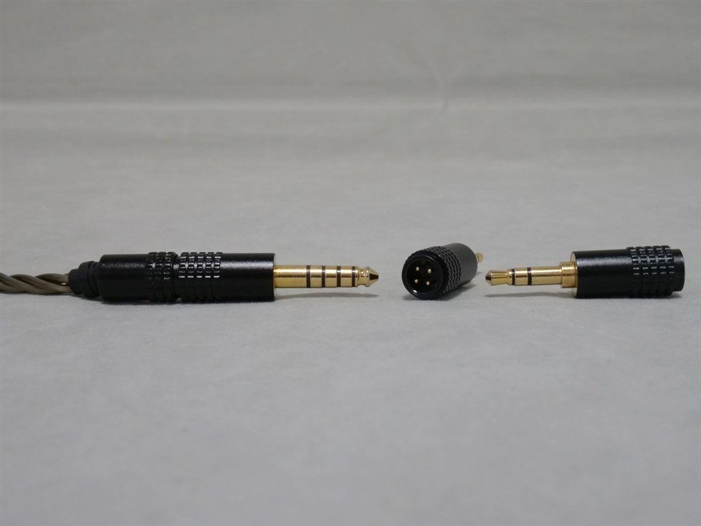 10万円前後と高価ながら豪華仕様で完成度が高くコスパ感良好