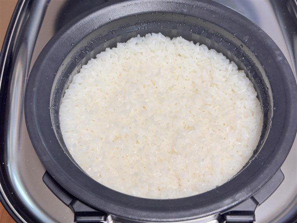 タイガー魔法瓶 土鍋ご泡火炊き JRX-S100-WS [ミストホワイト]投稿画像