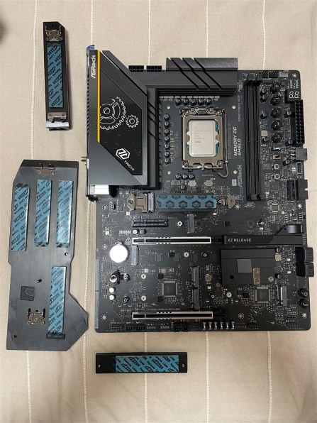 まりち 取寄せ商品：納期要確認】 ASRock Z890 Taichi OCF | PCパーツ