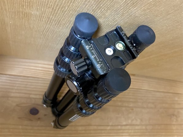マンフロットElement 三脚 MKELES5RD-BH レッド MKELES5RD-BH Elementトラベル三脚 スモール Manfrotto 段数5段