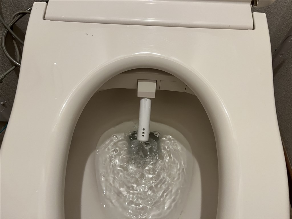 ウォシュレットはTOTO一択。温水タンクレスは凄いです