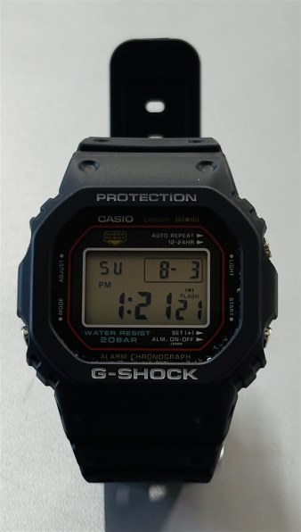 カシオ G-SHOCK 初代G-SHOCK 復刻モデル DW-5000R-1AJF 価格比較
