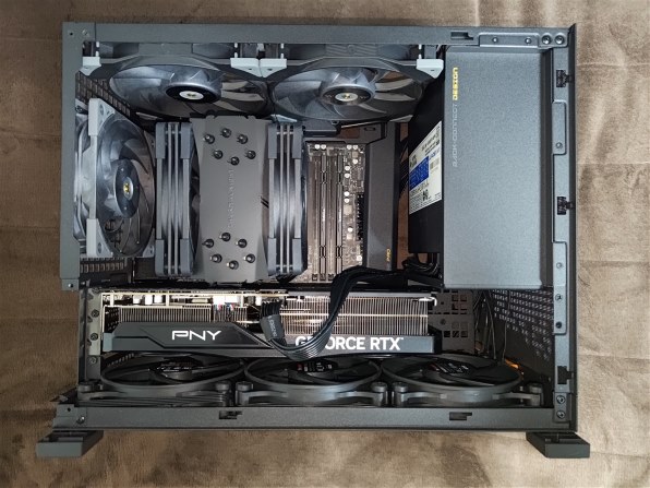 INNO3D GeForce RTX 3070 トリプルファン+サイドファン INNO3D GeForce RTX 3070 トリプルファン+サイドファン