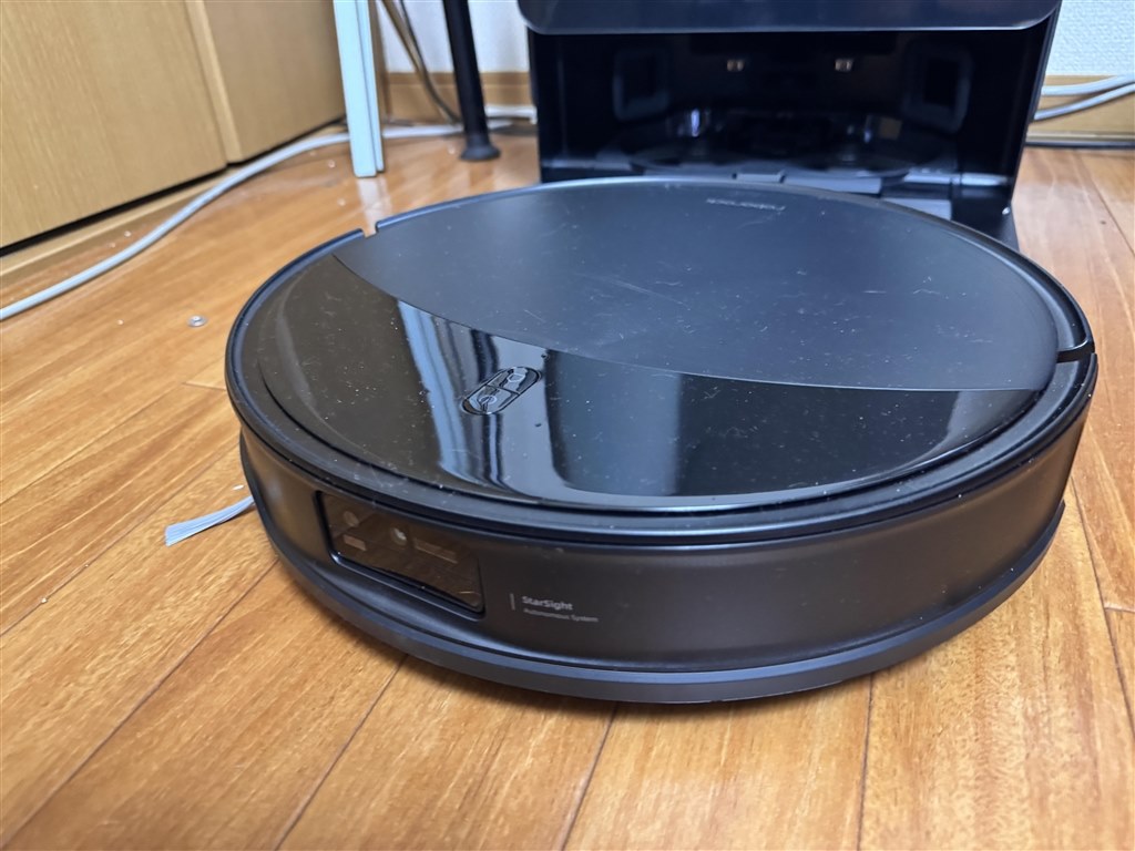 極薄ボディでどこでも入り込んで掃除できるフラグシップ』 Roborock
