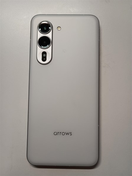 FCNT arrows Alpha M08 SIMフリー [ホワイト]投稿画像・動画