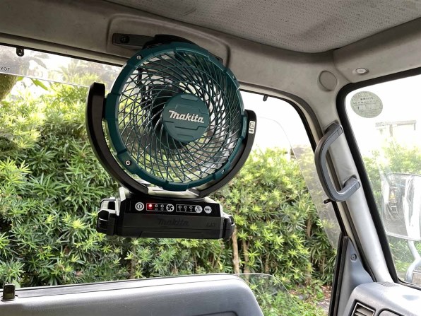 2台　マキタ　扇風機　CF102D マキタ 扇風機 ファン CF102DZ 充電式ファン サーキュレーター