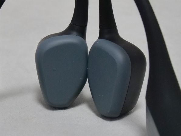 AfterShokz &オーディオテクニカ骨伝導イヤホン ブラック&グレー2個 Shokz OpenMove AFT-EP-000022 [スレートグレー] 価格比較
