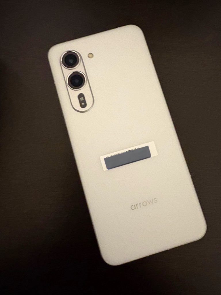 新品未開封　arrows Alpha M08 ホワイト アローズ simフリー 新品未開封 arrows Alpha M08 ホワイト アローズ simフリー FCNT