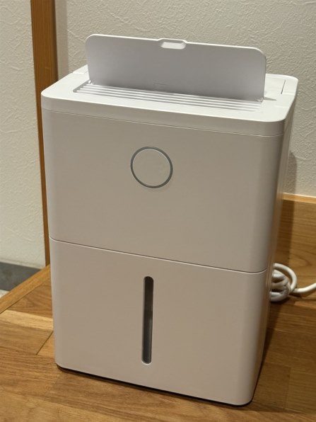 YAMAZEN 除湿機 YDC-J03(W) コンパクトホワイト 小さいながらもしっかり除湿、さすがのコンプレッサー式