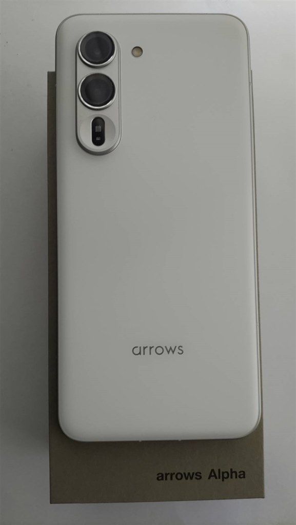 FCNT arrows Alpha ホワイト SIMフリー版 arrows Alpha：製品紹介 | FCNT合同会社