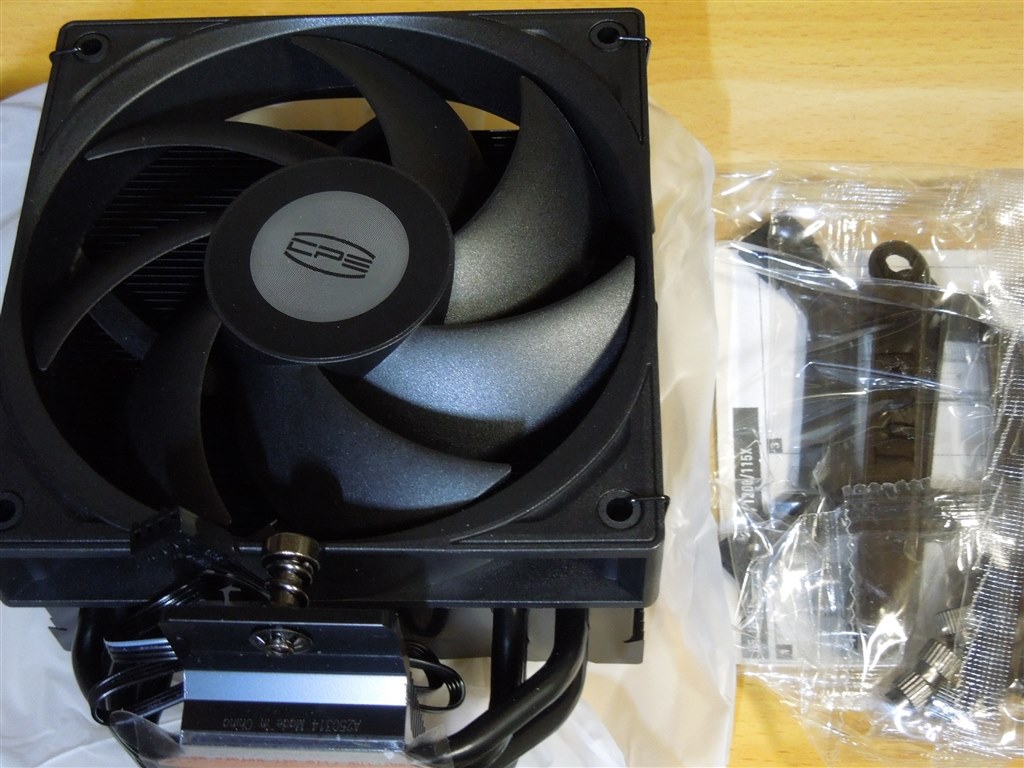 レク Riq ケース付き （ひび割れありの為、格安にて） レク Riq ケース付き （ひび割れありの為、格安にて）