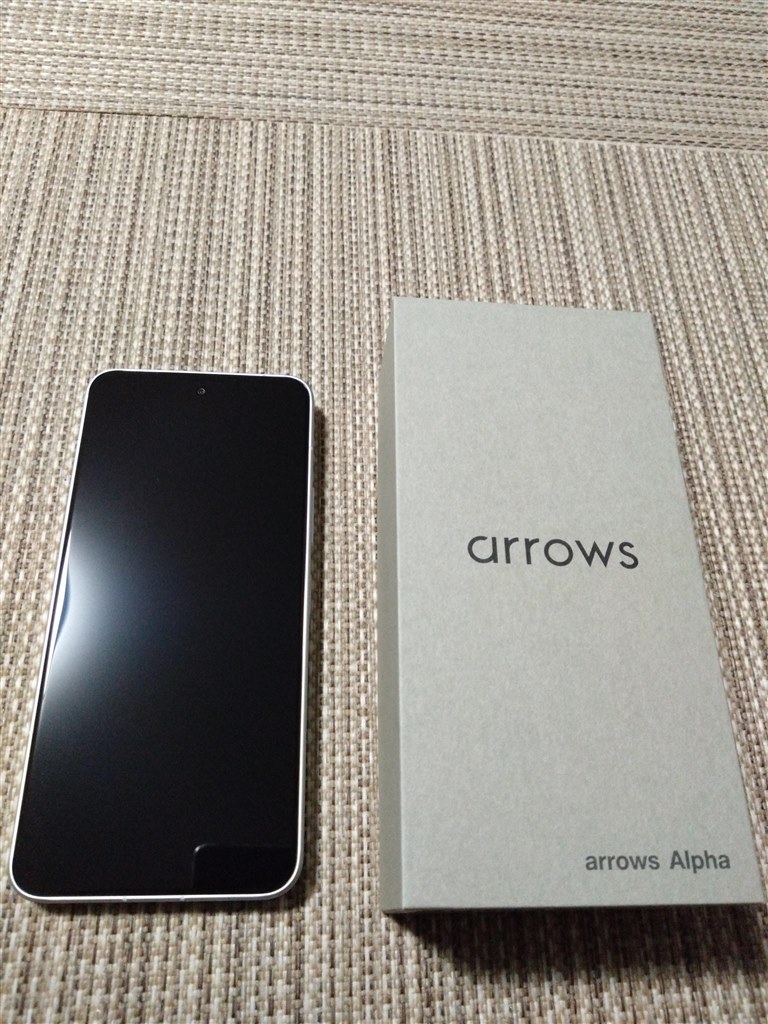 arrows Alpha M08 SIMフリー　ホワイト ほぼ新品 万人におすすめできる』 FCNT arrows Alpha M08 SIMフリー