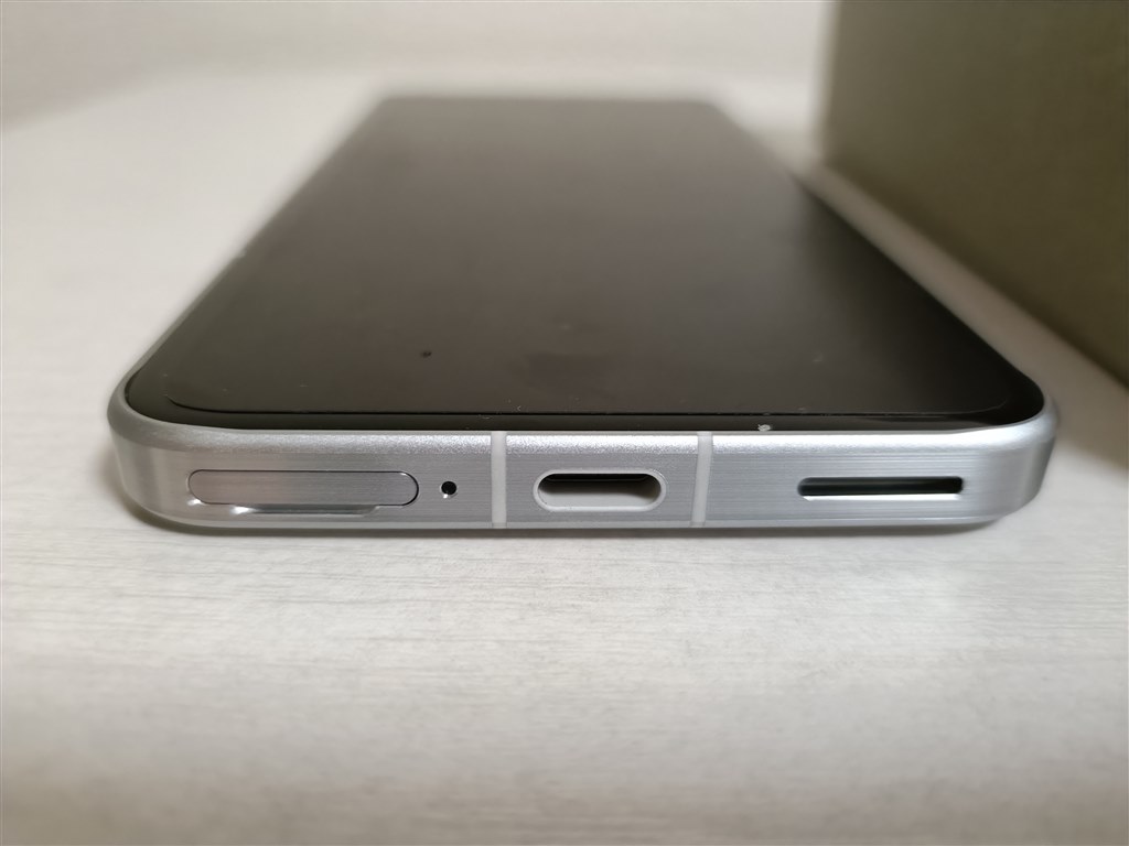 コスパ最強スマホ』 FCNT arrows Alpha M08 SIMフリー [ホワイト