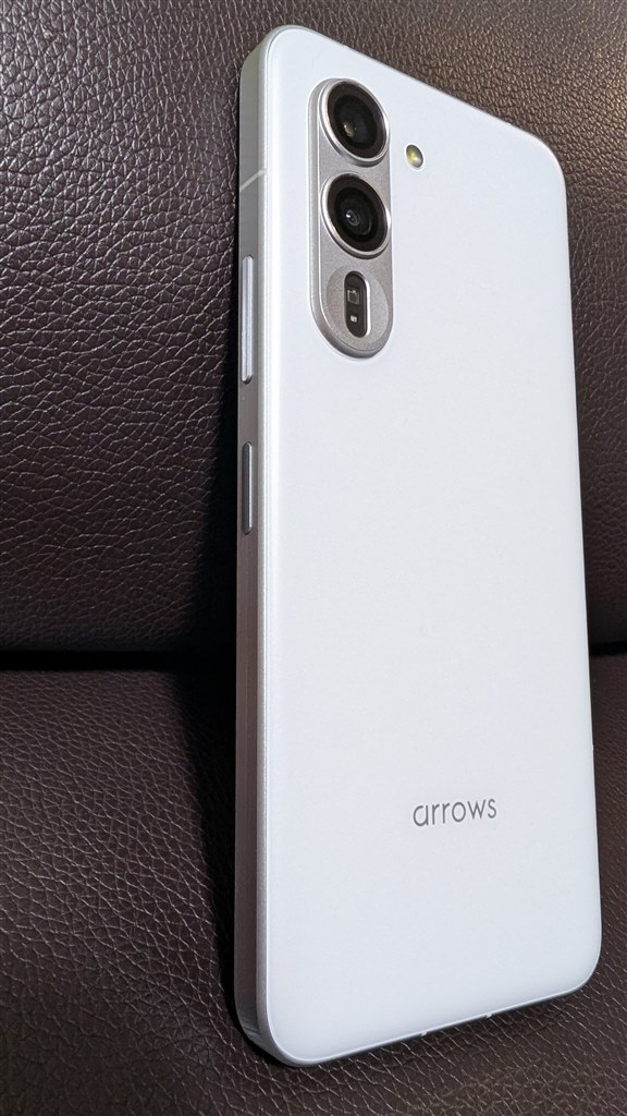 なぁちゃんさん用 FCNT arrows We FCG01 ホワイト 富士通 FCG01 arrows We ホワイト SIMフリー au 中古 スマホ