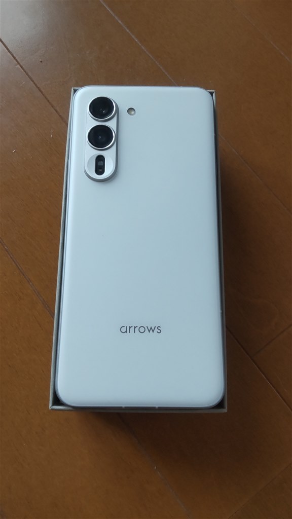 ちょうどいいスマホです』 FCNT arrows Alpha M08 SIMフリー
