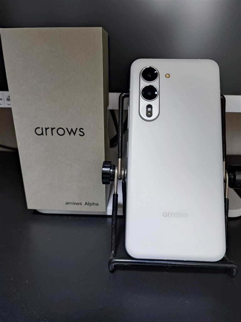【新品未開封】arrows Alpha ホワイト(M08)SIMフリー 万能型なスマホ』 FCNT arrows Alpha M08 SIMフリー [ホワイト
