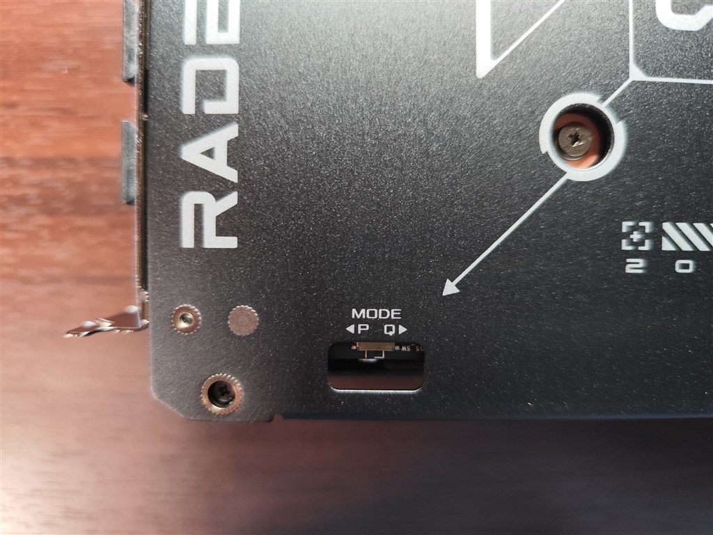 小振りで取り回しは良いけれど・・・。』 ASUS DUAL-RX9060XT-16G