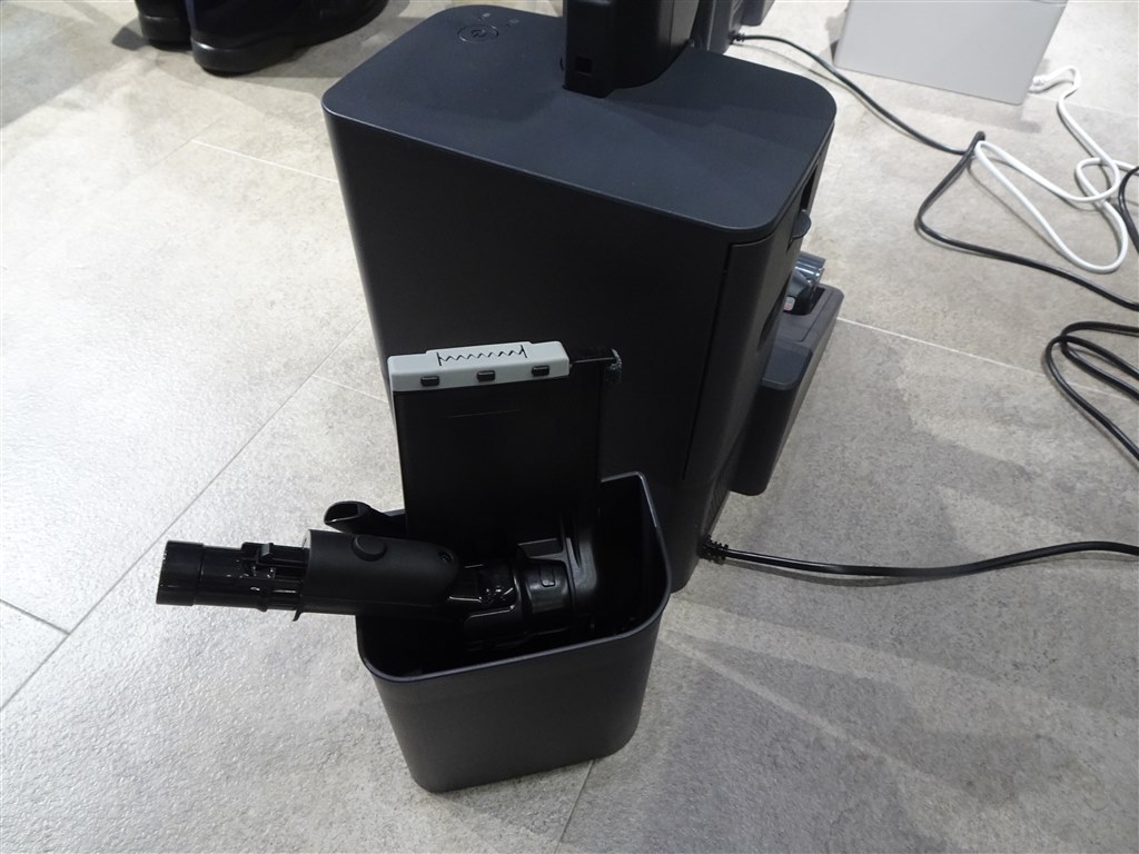 Waltaです。　他者購入は取り消します。 お手入れの手間が少ない！東芝のDS付きパワータイプコードレス機