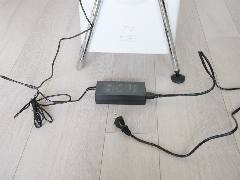 気流も利用する新発想の空気清浄機！』 リズム Silky Wind Clean