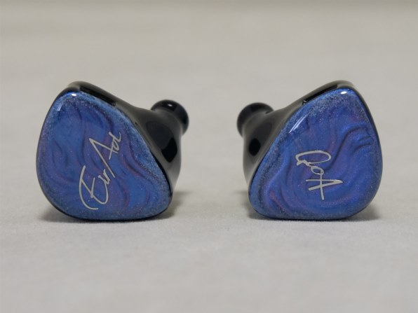 【未使用/未開封】 QoA Misty Blue 藍井エイルコラボモデル イヤホン カナル型 藍井エイルコラボモデル ブルー Misty Blue [φ3.5mm