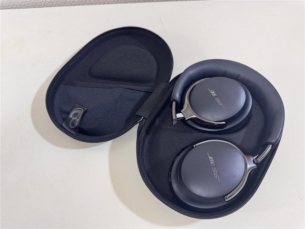 圧倒的な没入感と強力なノイズキャンセリング性能が得られる』 Bose