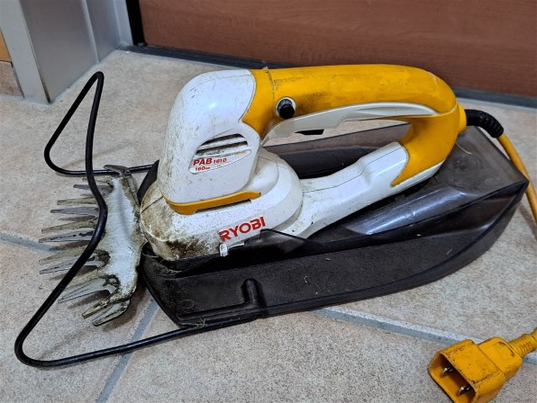 新品のパワフル80V充電自走式芝刈機、草刈りのお悩みスッキリ解消❗ 芝刈り機・草刈り機 レビュー・評価 - 価格.com