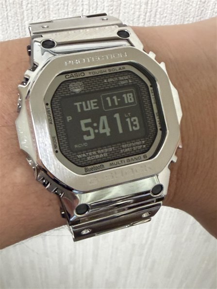 最新作　定価93,500　G-SHOCK GMW-BZ5000D-1JFシルバー GMW-BZ5000D-1JF | CASIO