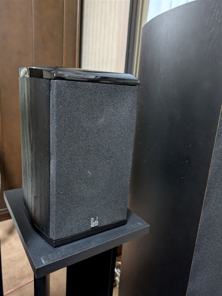 思いのほかいい音。英国ブランドの真面目なスピーカー』 Roth Audio