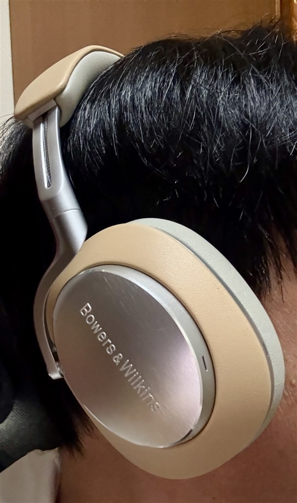 ルックスも音質も品が良い。』 Bowers & Wilkins Px8/T [タン