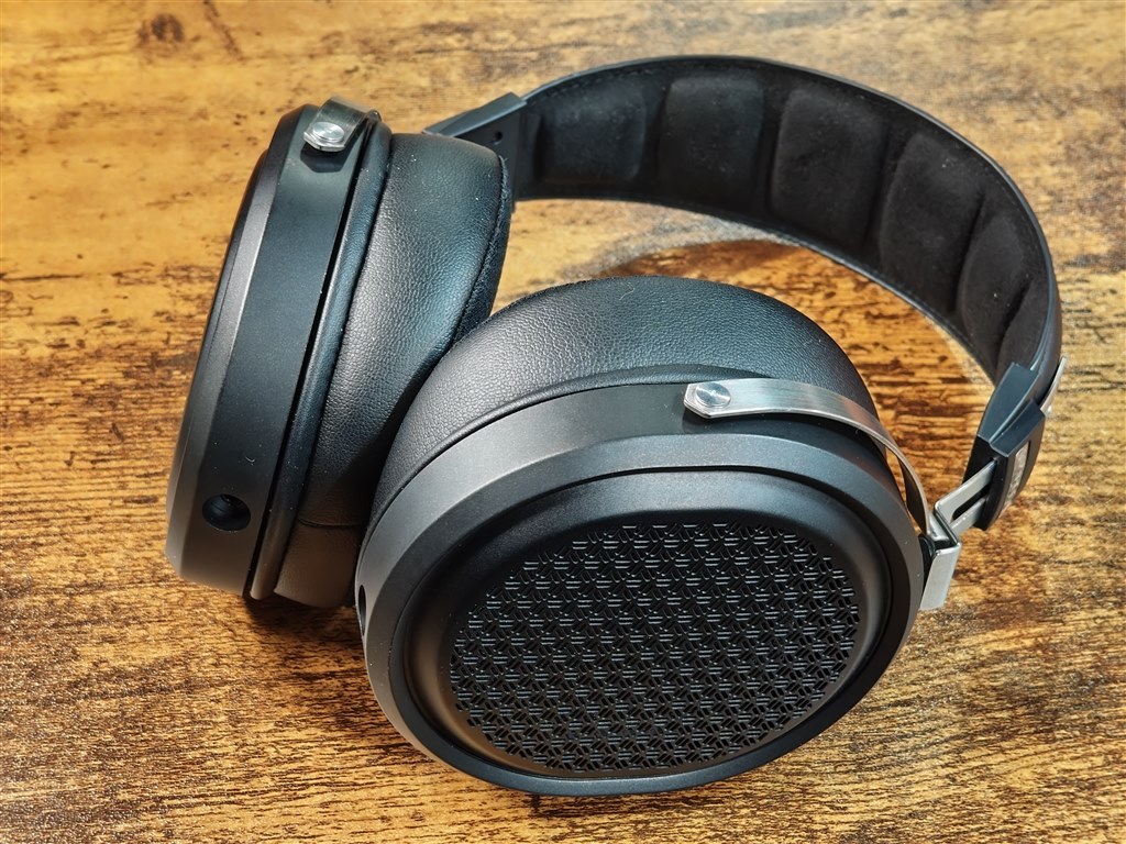 平面磁界駆動型の特性を活かしつつもFiioらしいメリハリのよい音