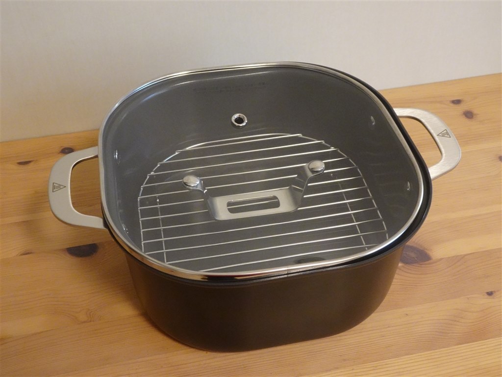 コンロの口数が少ないキッチンに◎！1台8役！スぺパの高い電気鍋