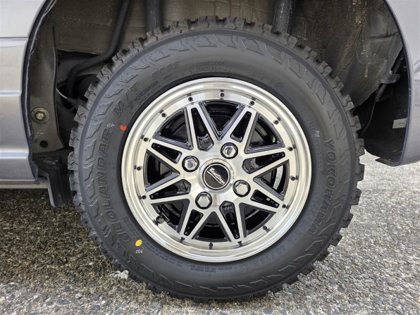 YOKOHAMA GEOLANDAR KT 145/80R12 80/78N 価格比較 - 価格.com