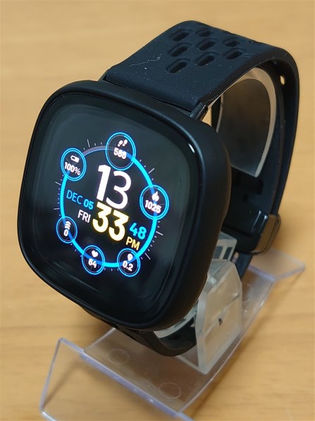 Fitbit Fitbit Versa 4 [ブラック/グラファイトアルミニウム]投稿画像