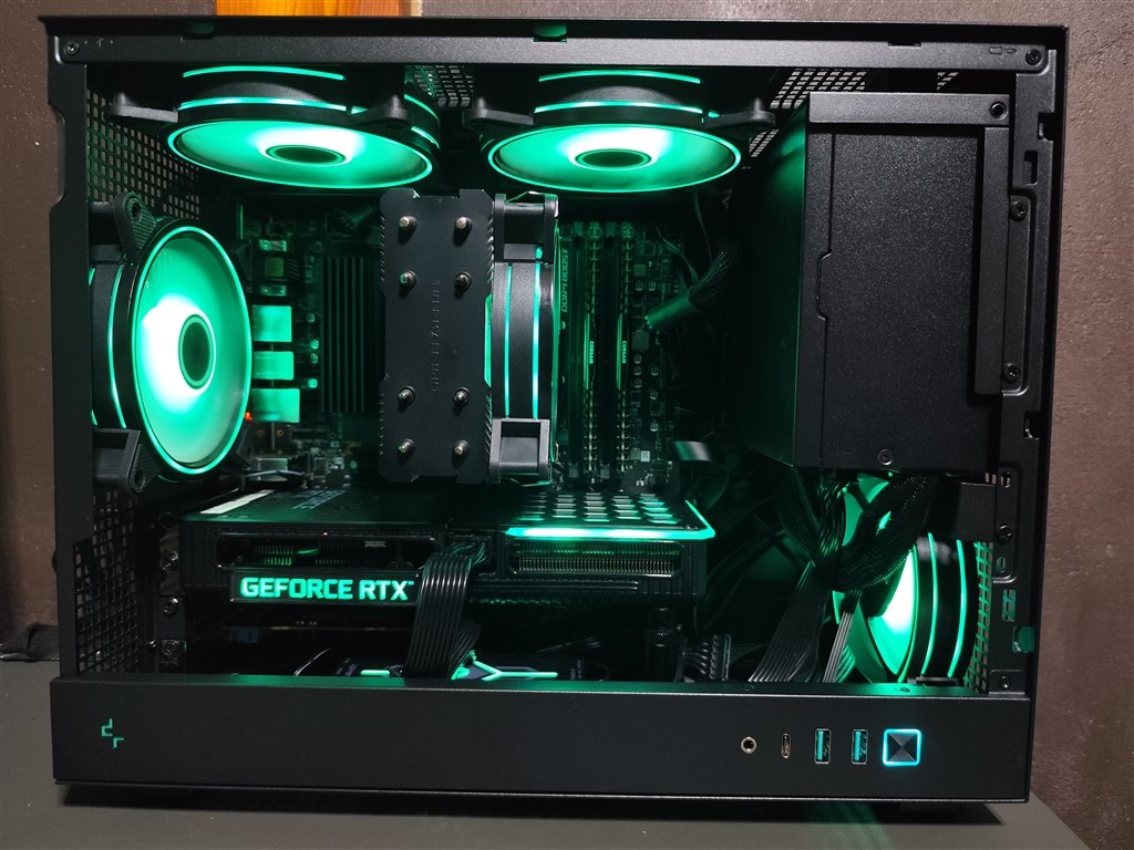 とにかく小型ケースを探している方向け。』 DEEPCOOL CH160 PLUS R