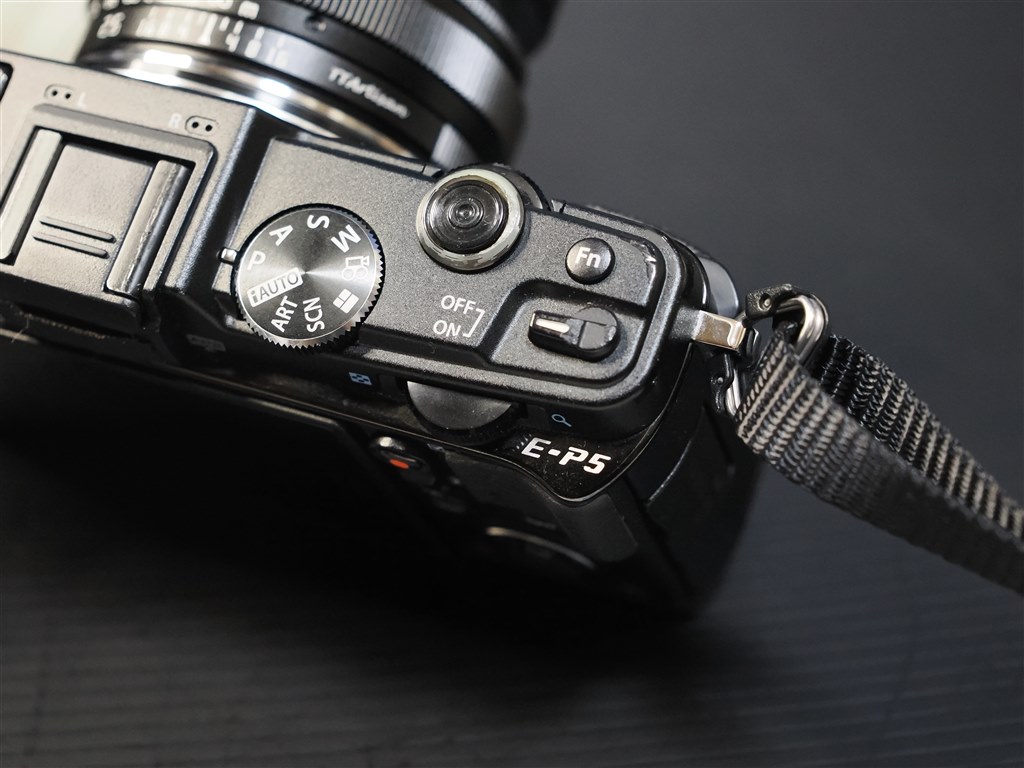 金属ボディが良いんだよね♪』 オリンパス OLYMPUS PEN E-P5 ボディ