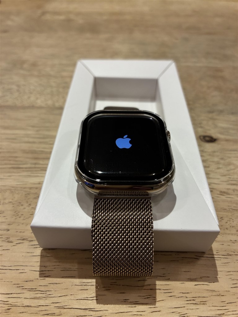 ゴールドの色目、バンドが最高です。』 Apple Apple Watch Series 10