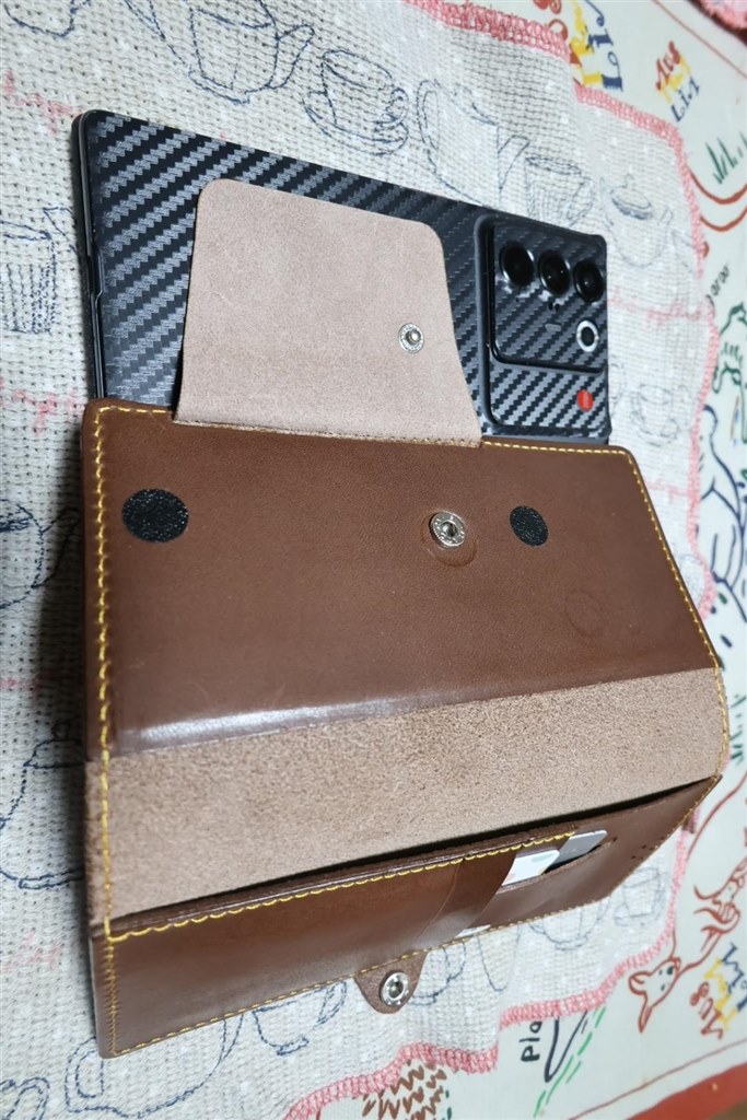 ほぼ新品使用僅少ワイモバイル フォルダブル nubia fold A502ZT ほぼ新品使用僅少ワイモバイル フォルダブル nubia fold A502ZTの通販
