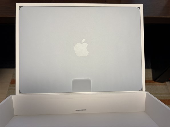 Apple MacBook Air 13.6インチ Liquid Retinaディスプレイ Early 2025