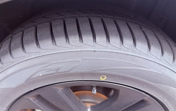 TOYO TIRE [1本] TRANPATH mp7 205/55R16 94V XL 価格比較 - 価格.com