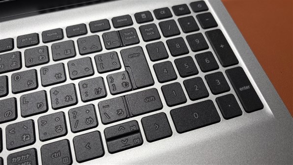 Dell Dell 15 Ryzen 5 7530U・16GBメモリ・512GB SSD搭載モデル